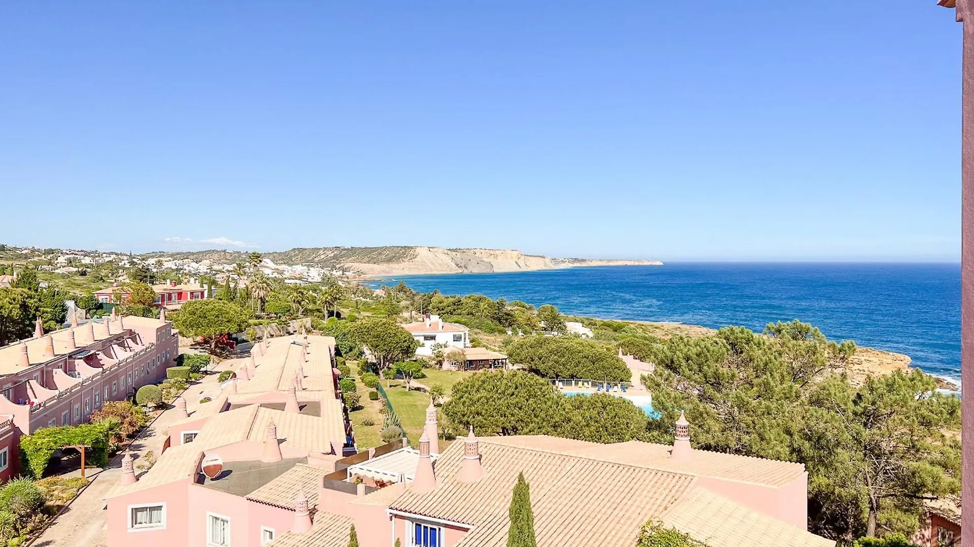 Apartment Luz Views By Moje Holiday contacts